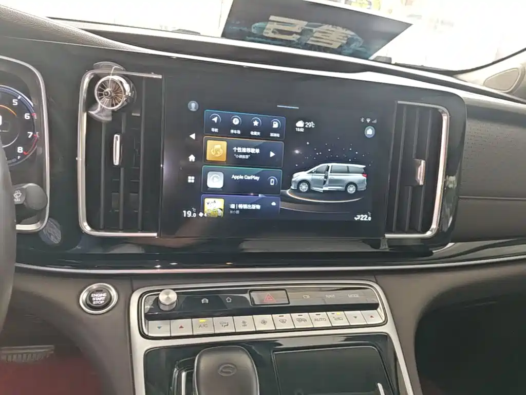 GAC Motor Trumpchi M8 — фото 13