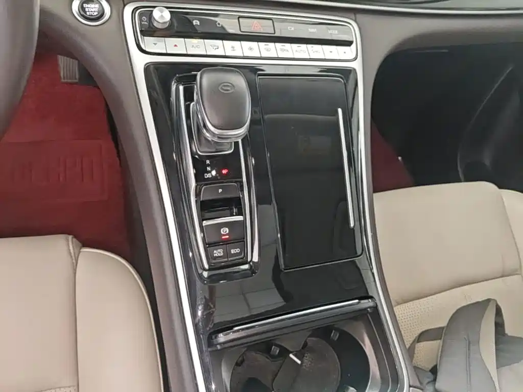 GAC Motor Trumpchi M8 — фото 14