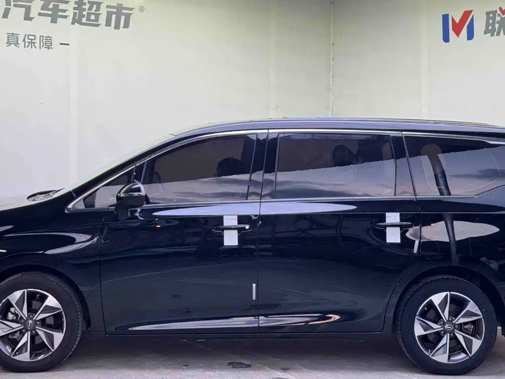 GAC Motor Trumpchi M6 — фото 7
