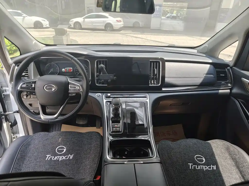 GAC Motor Trumpchi M8 — фото 8