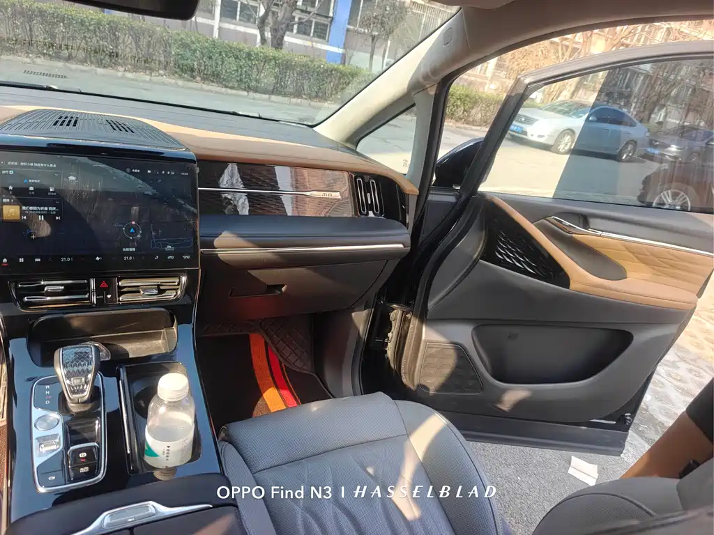 GAC Motor Trumpchi M8 — фото 11