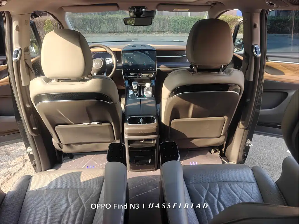 GAC Motor Trumpchi M8 — фото 13