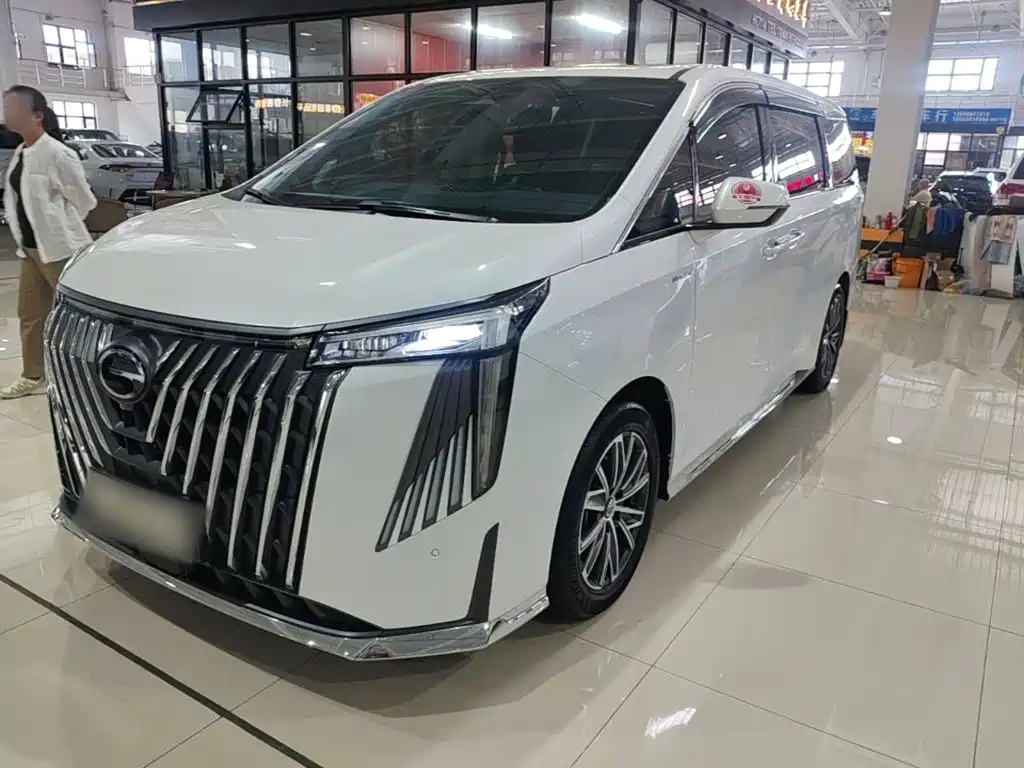 GAC Motor Trumpchi M8 — фото 2