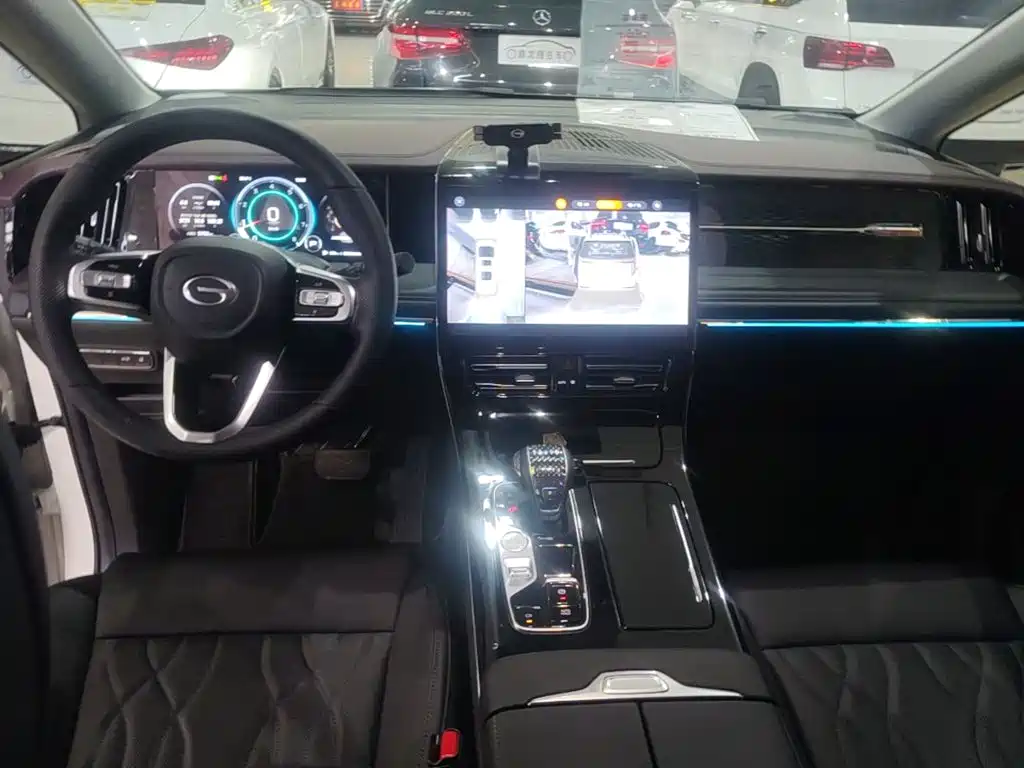 GAC Motor Trumpchi M8 — фото 10