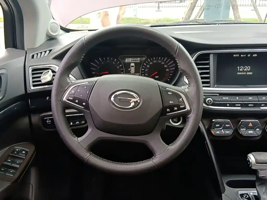 GAC Motor Trumpchi GS4 — фото 11