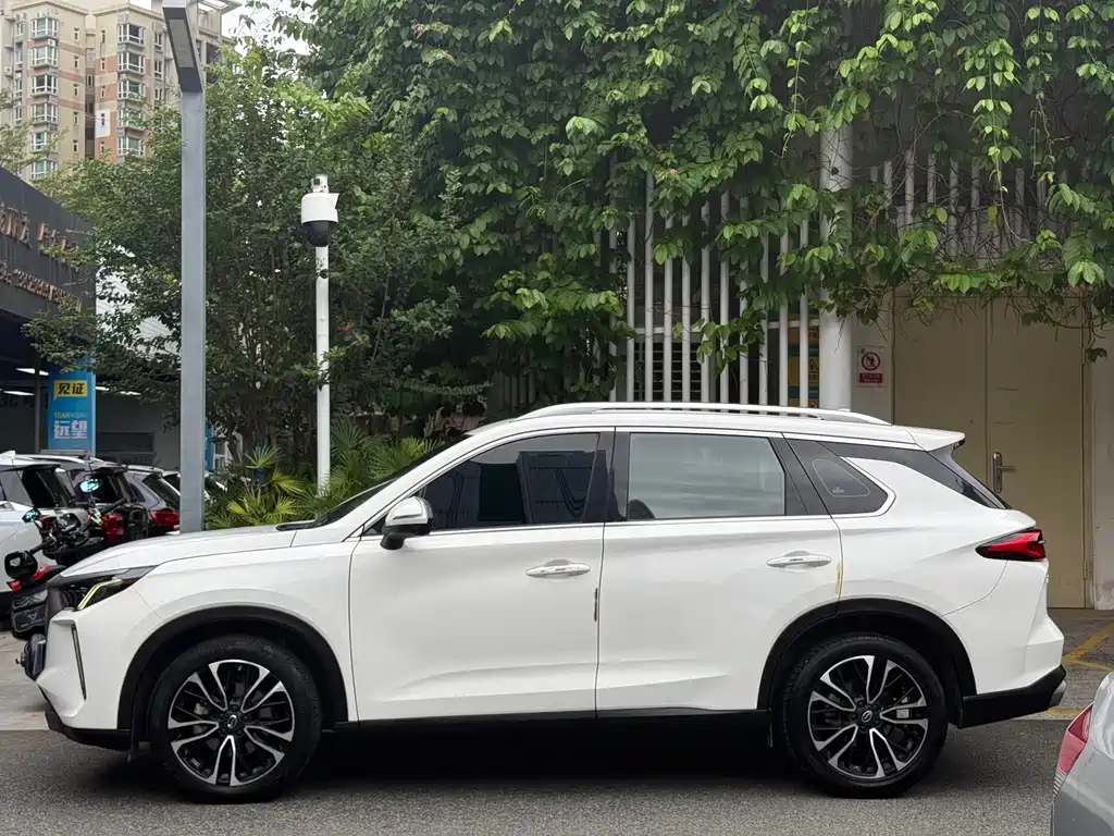 GAC Motor GS4 Plus — фото 4