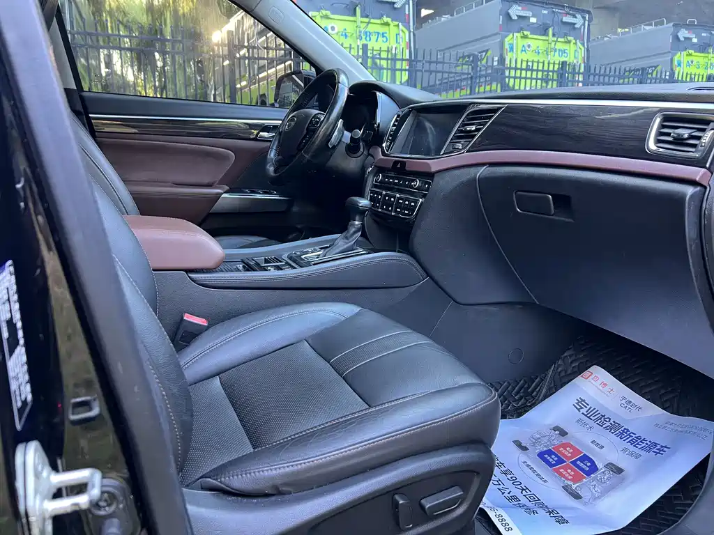 GAC Motor Trumpchi GS8 — фото 6