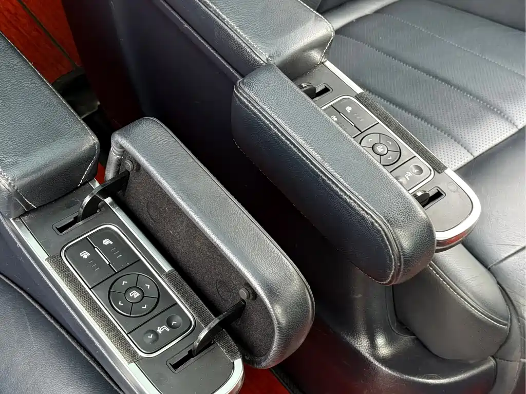 GAC Motor Trumpchi M8 — фото 14
