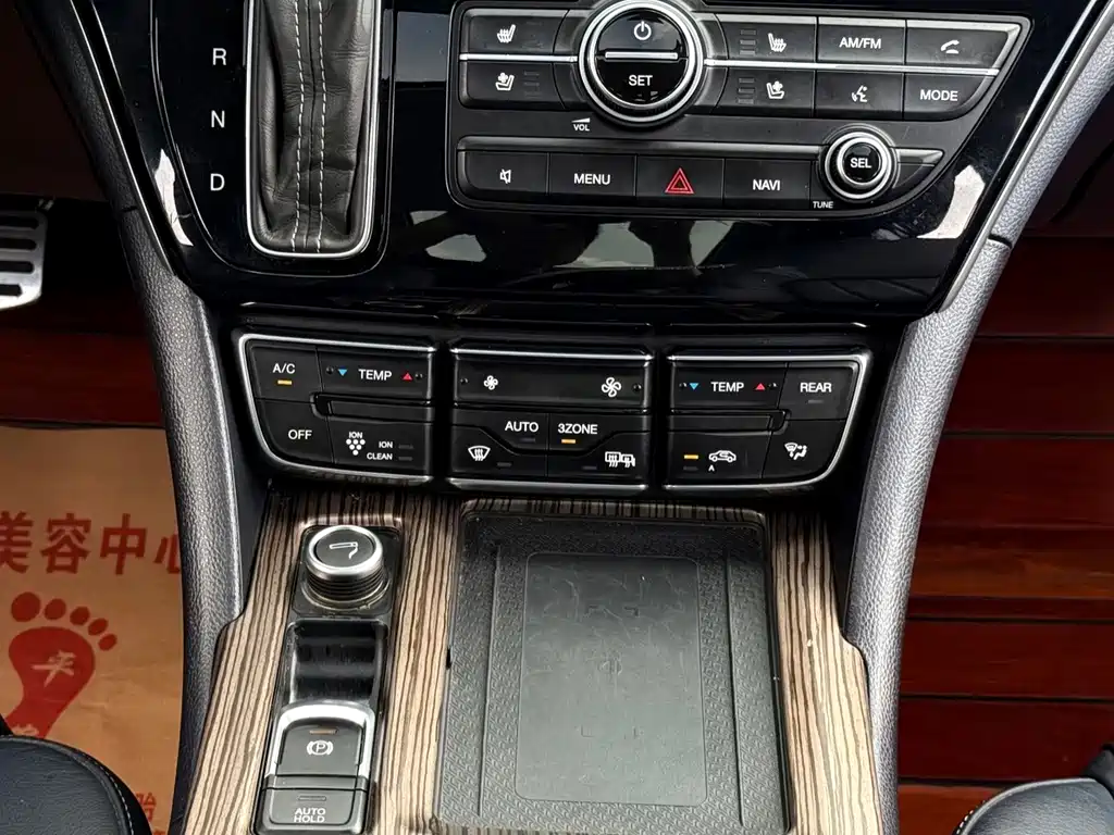 GAC Motor Trumpchi M8 — фото 9