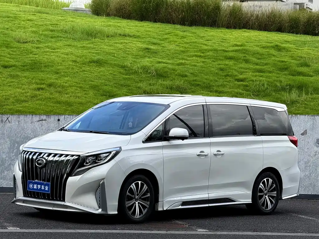 GAC Motor Trumpchi M8