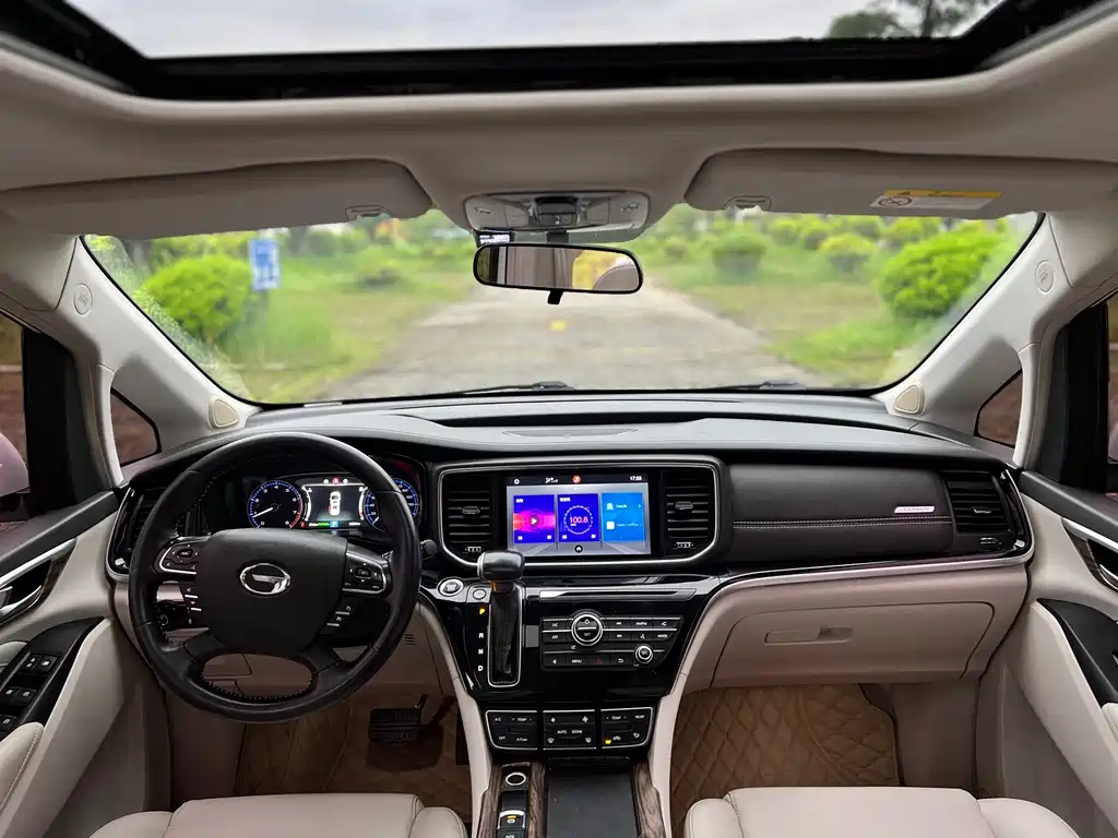 GAC Motor Trumpchi M8 — фото 11