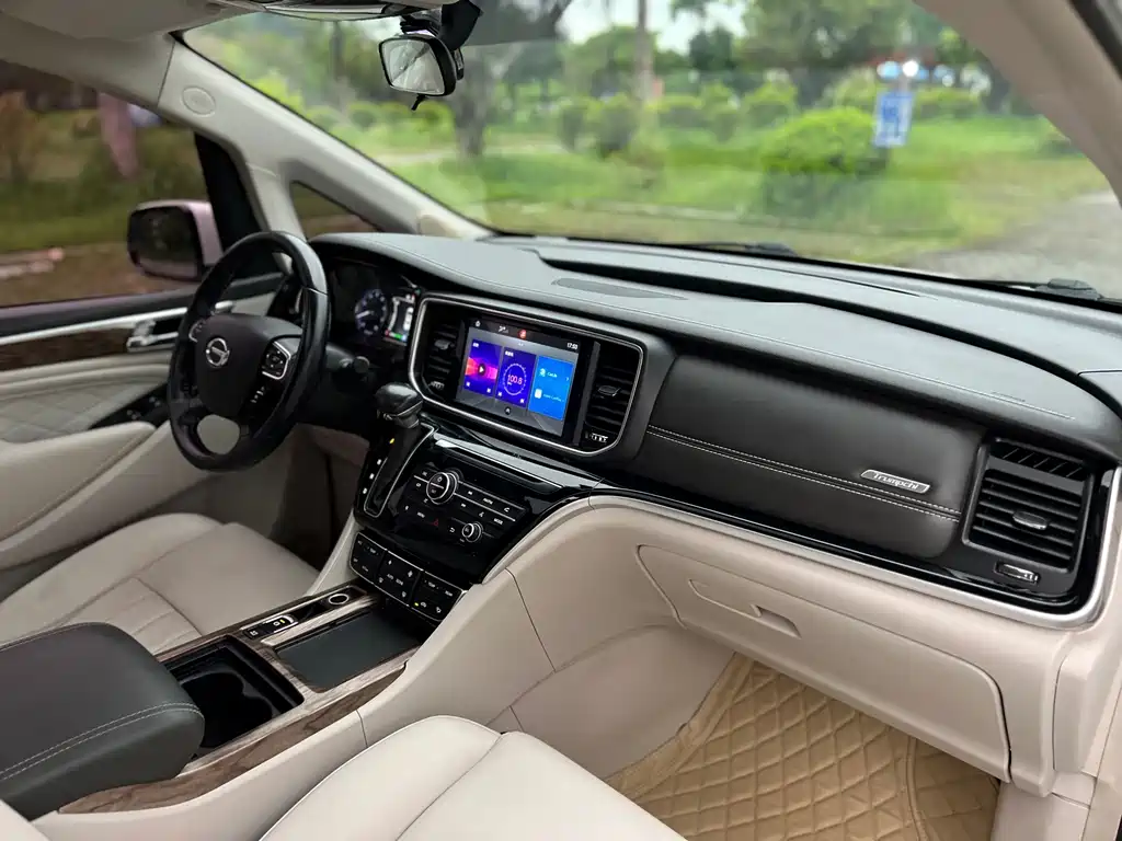 GAC Motor Trumpchi M8 — фото 13