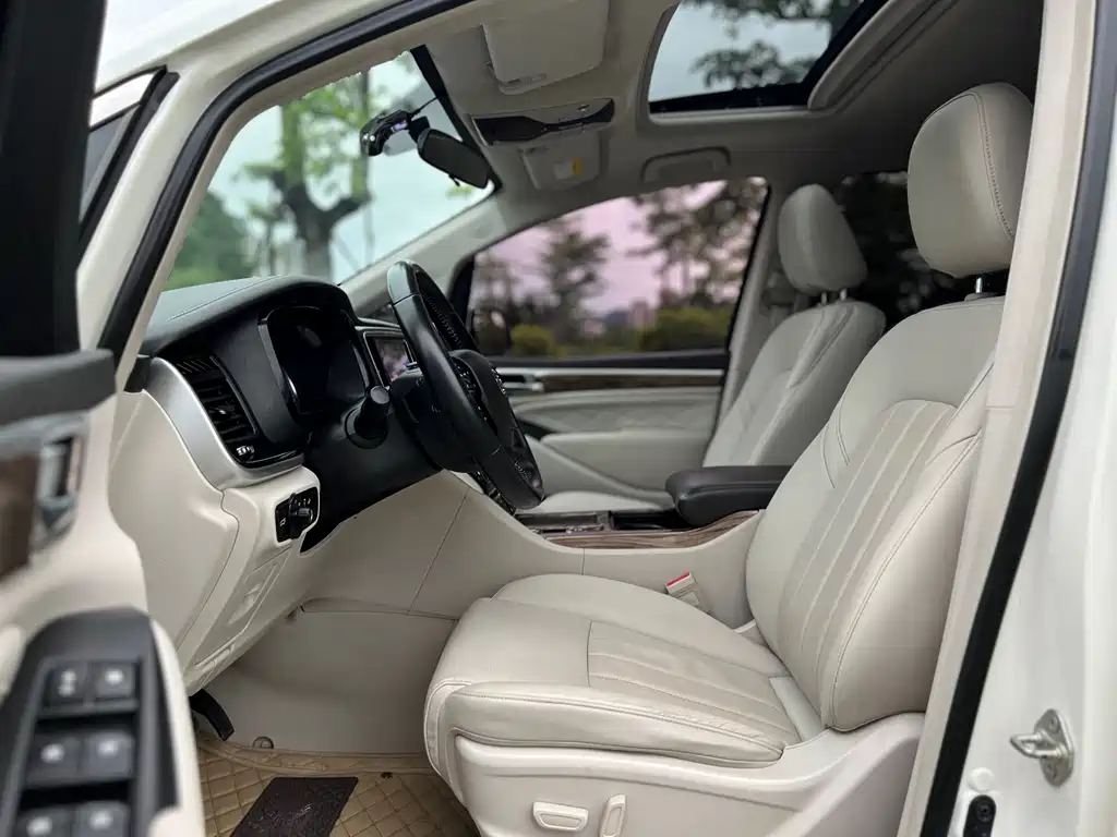 GAC Motor Trumpchi M8 — фото 8