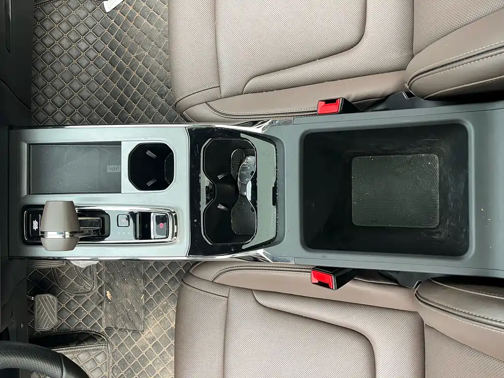 GAC Motor Trumpchi GS4 — фото 16