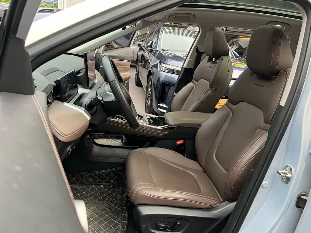 GAC Motor Trumpchi GS4 — фото 9