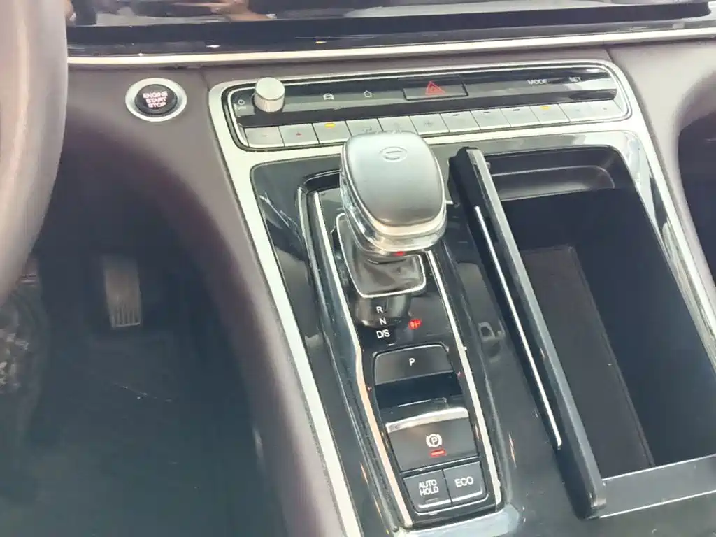 GAC Motor Trumpchi M8 — фото 10