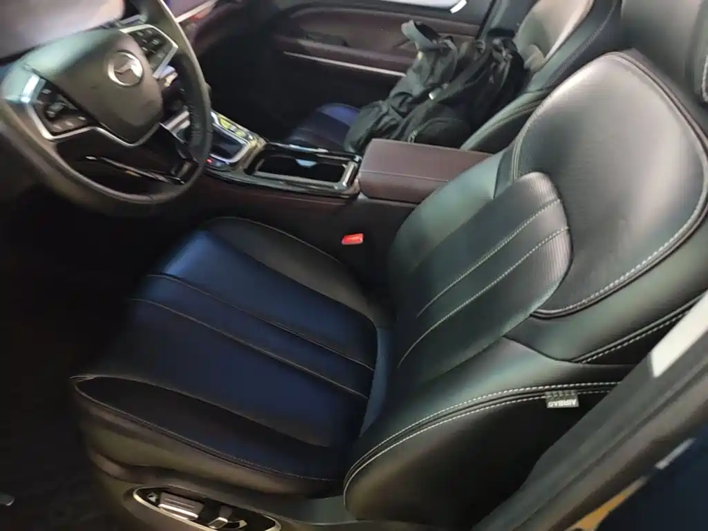 GAC Motor Trumpchi M6 — фото 15