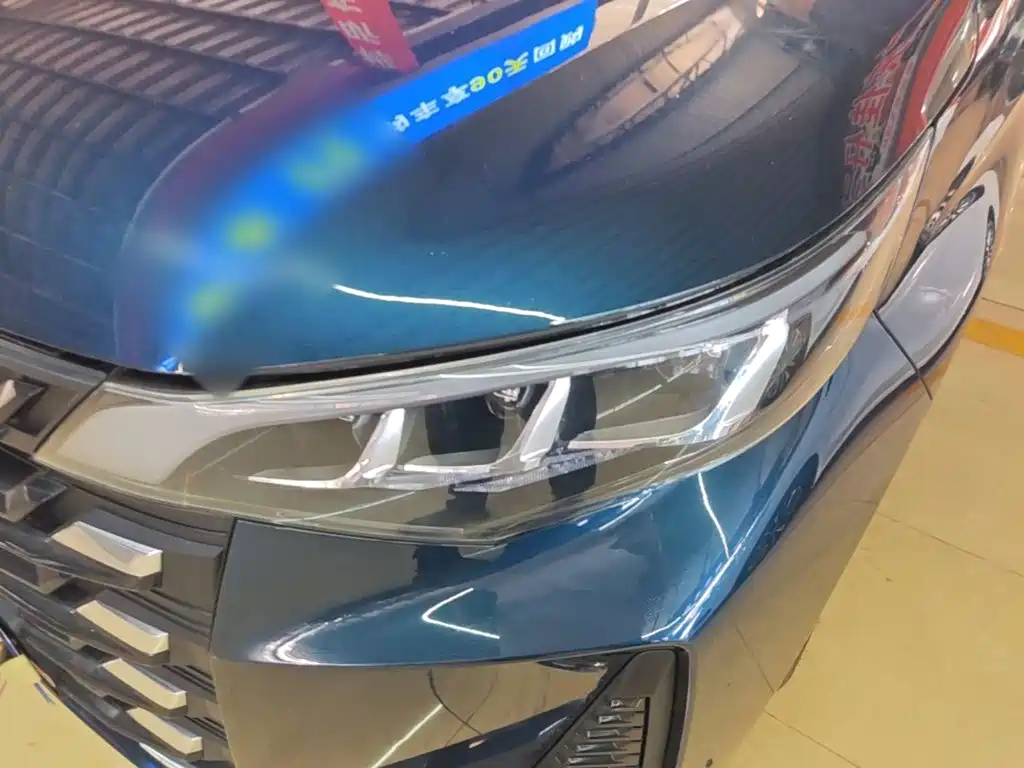 GAC Motor Trumpchi M6 — фото 24