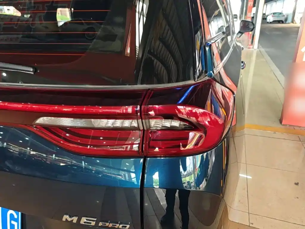 GAC Motor Trumpchi M6 — фото 8