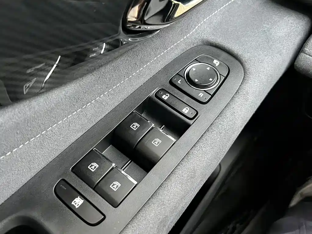 GAC Motor Shadow Leopard — фото 24