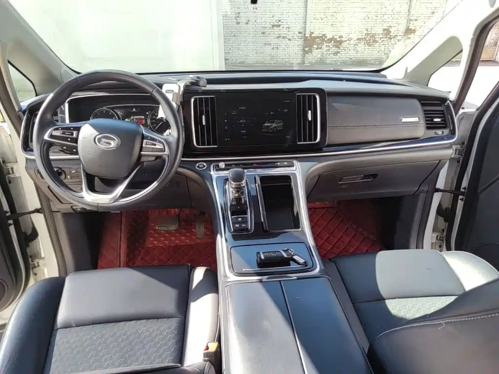 GAC Motor Trumpchi M8 — фото 10