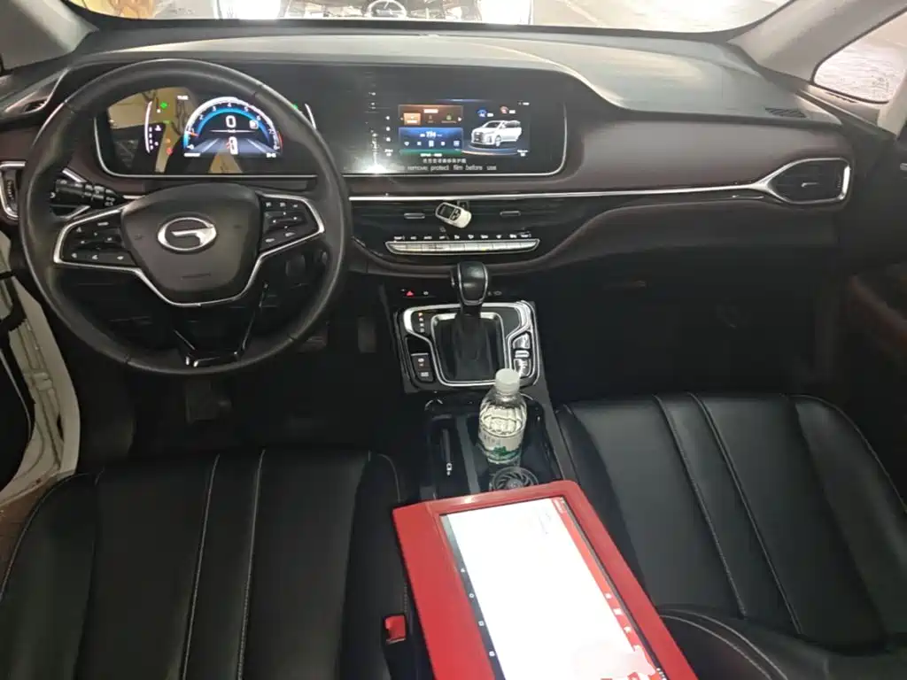 GAC Motor Trumpchi M6 — фото 10