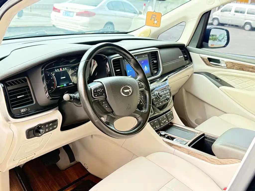 GAC Motor Trumpchi M8 — фото 4