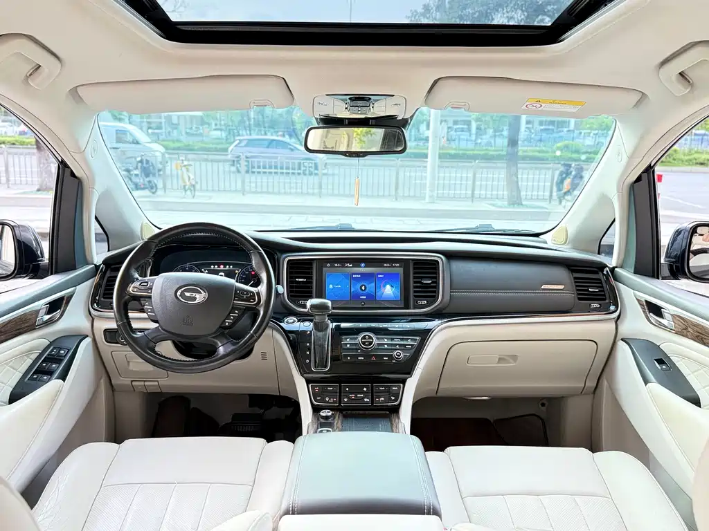 GAC Motor Trumpchi M8 — фото 9