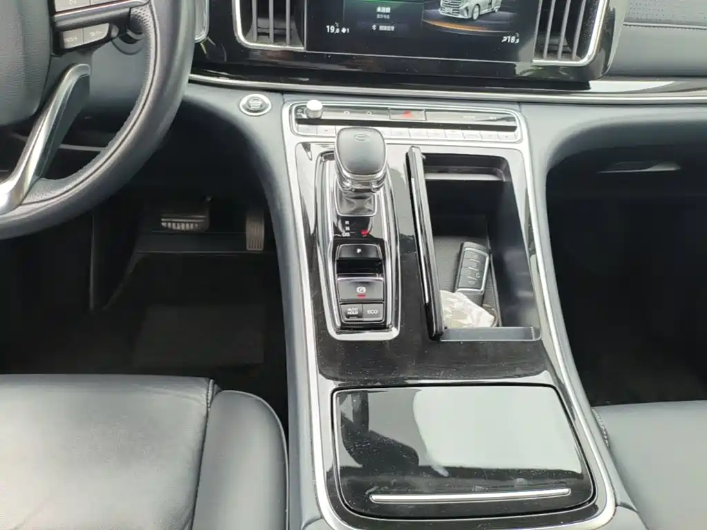 GAC Motor Trumpchi M8 — фото 14