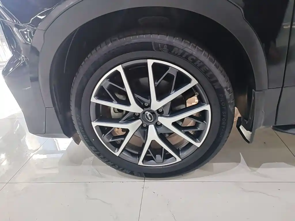 GAC Motor Trumpchi GS8 — фото 23