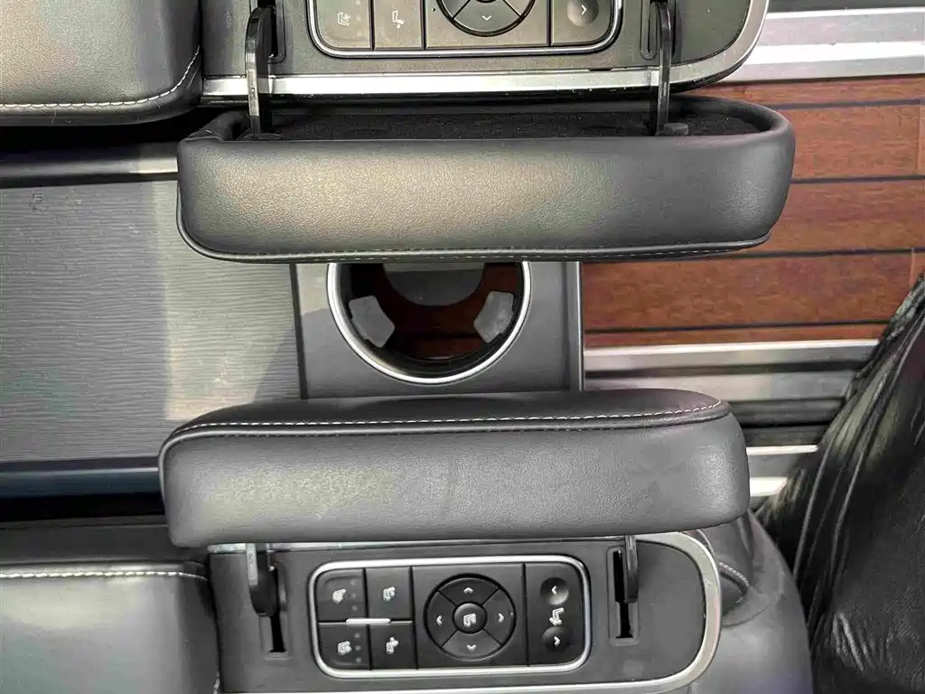 GAC Motor Trumpchi M8 — фото 13