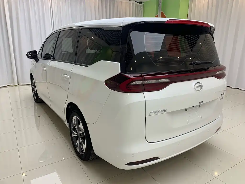 GAC Motor Trumpchi M6 — фото 6