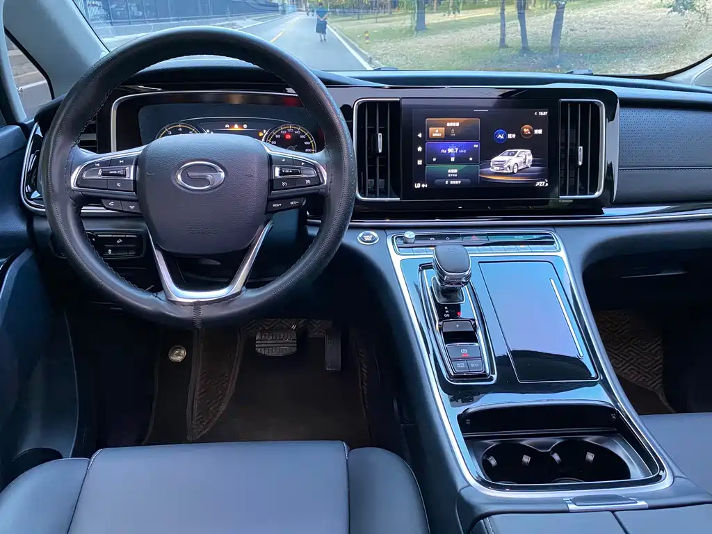 GAC Motor Trumpchi M8 — фото 9