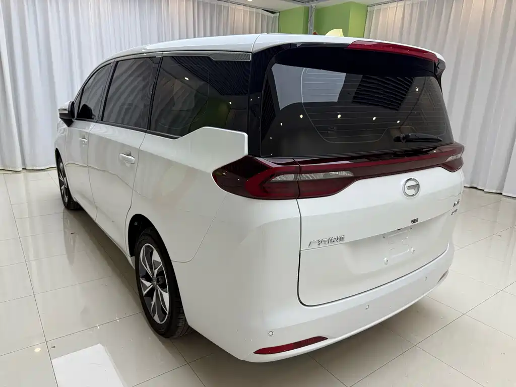 GAC Motor Trumpchi M6 — фото 6