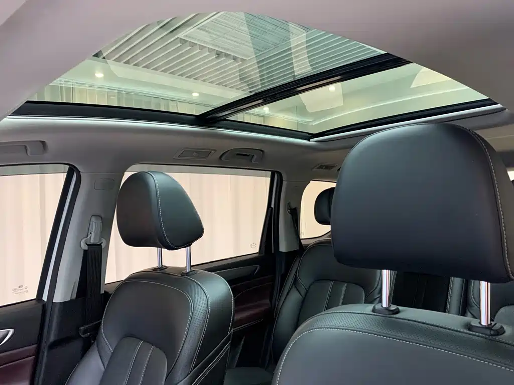 GAC Motor Trumpchi M6 — фото 11