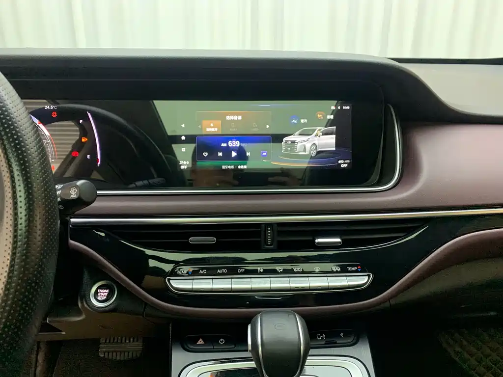 GAC Motor Trumpchi M6 — фото 17