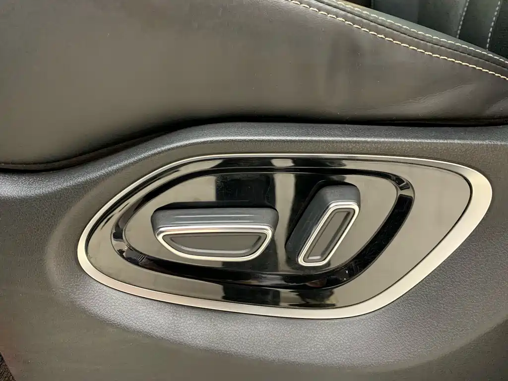 GAC Motor Trumpchi M6 — фото 10