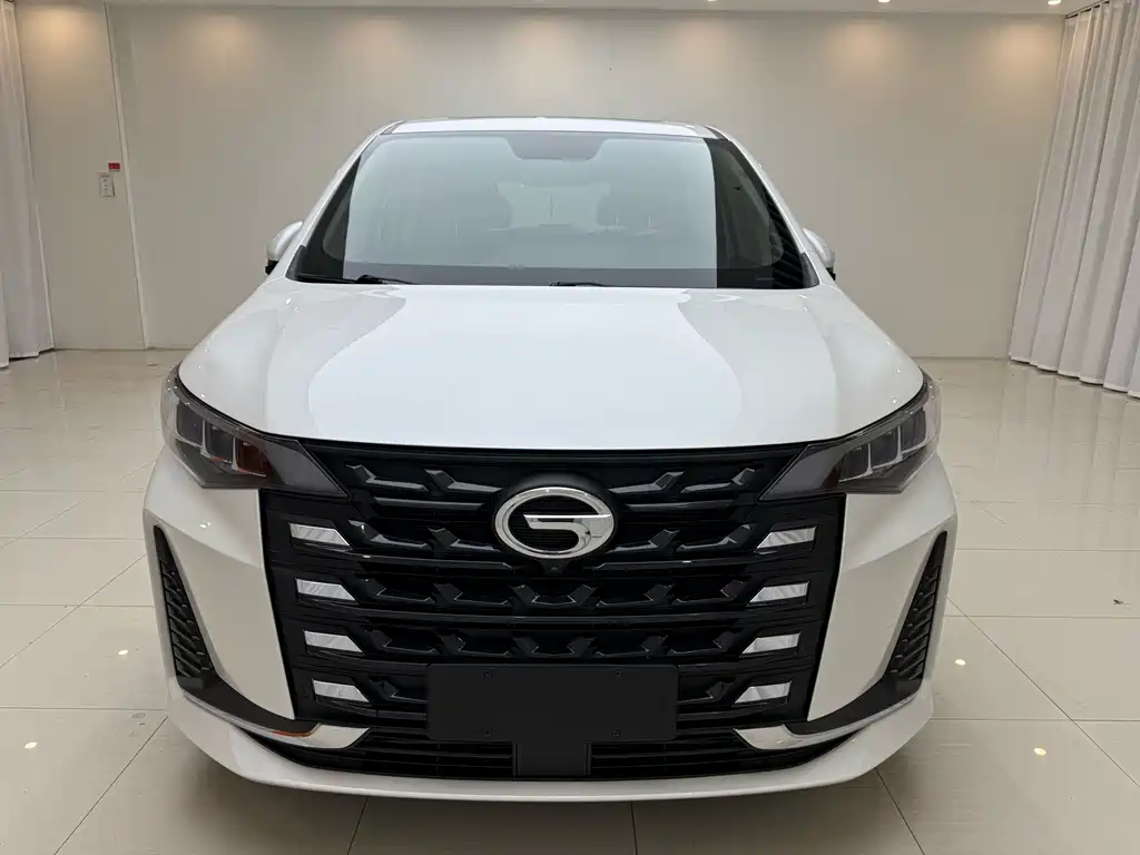 GAC Motor Trumpchi M6 — фото 2