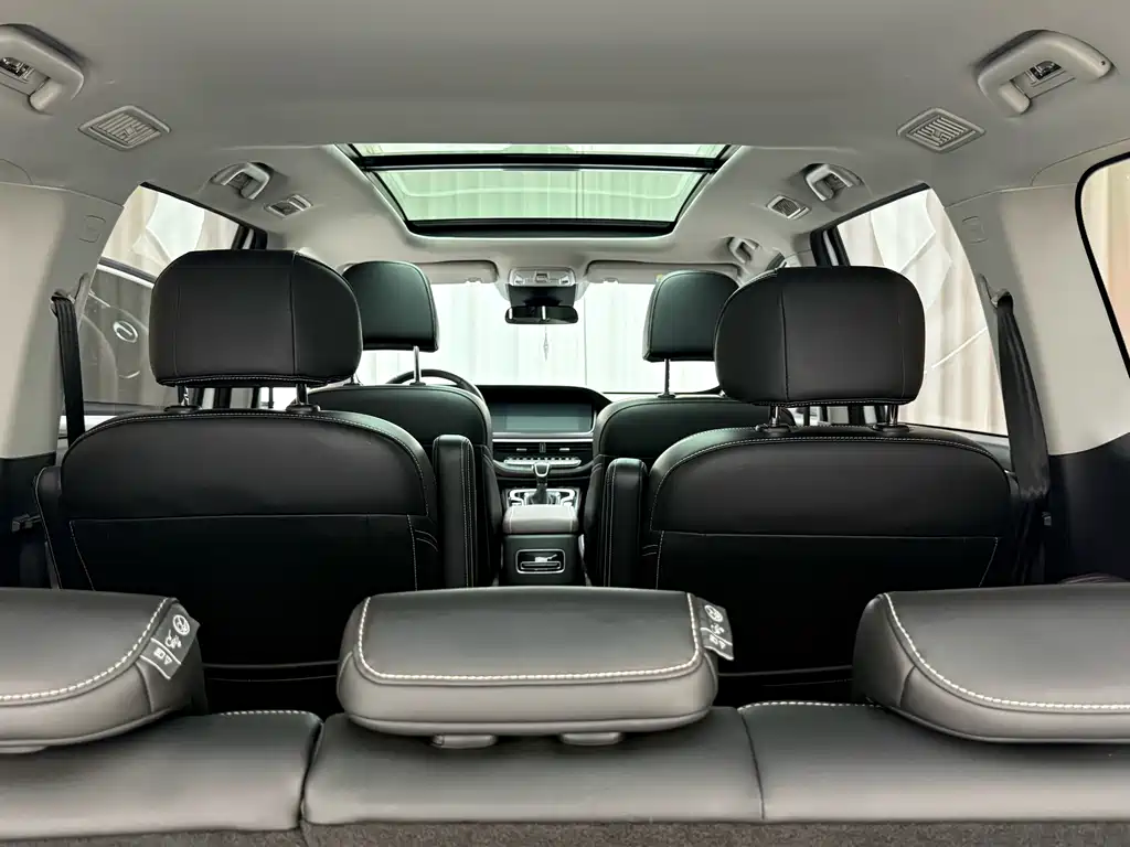 GAC Motor Trumpchi M6 — фото 18