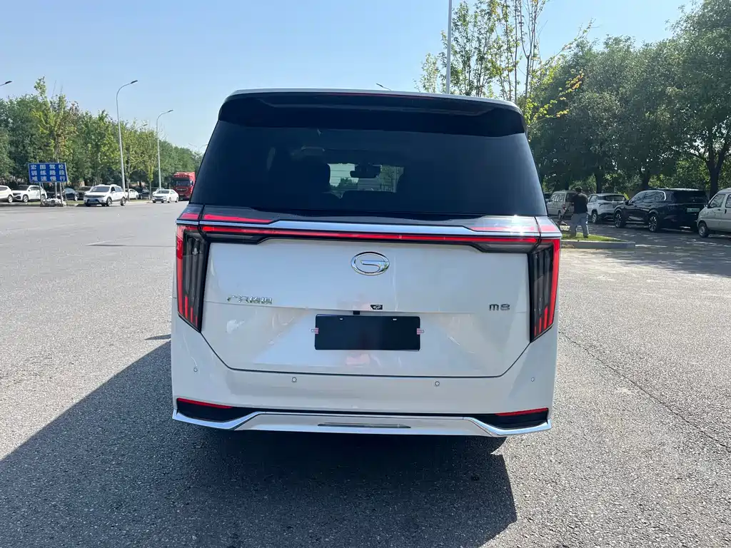 GAC Motor Trumpchi M8 — фото 17