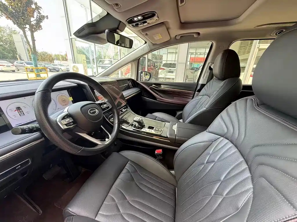 GAC Motor Trumpchi M8 — фото 10