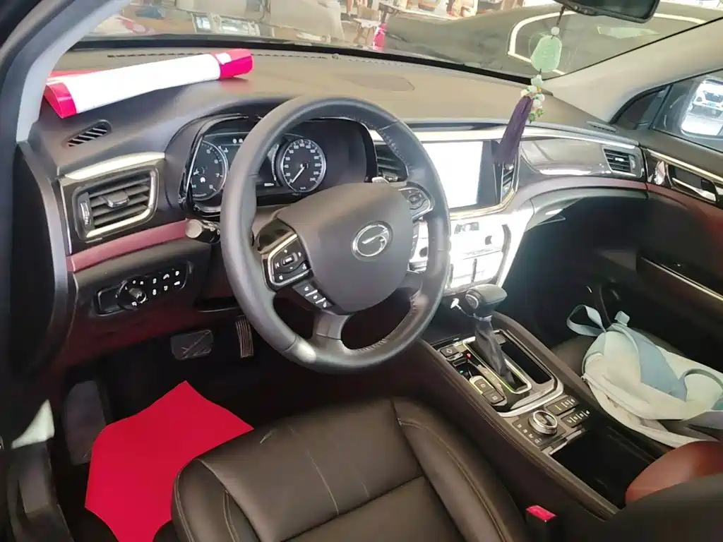 GAC Motor Trumpchi GS8 — фото 10