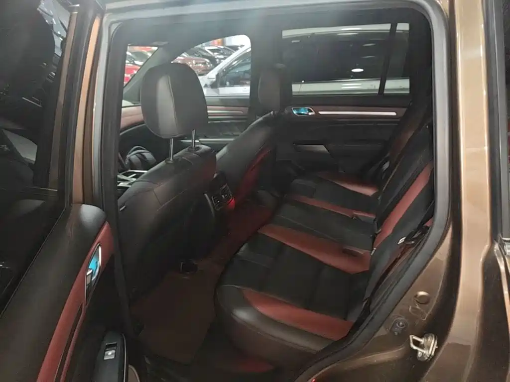 GAC Motor Trumpchi GS8 — фото 17