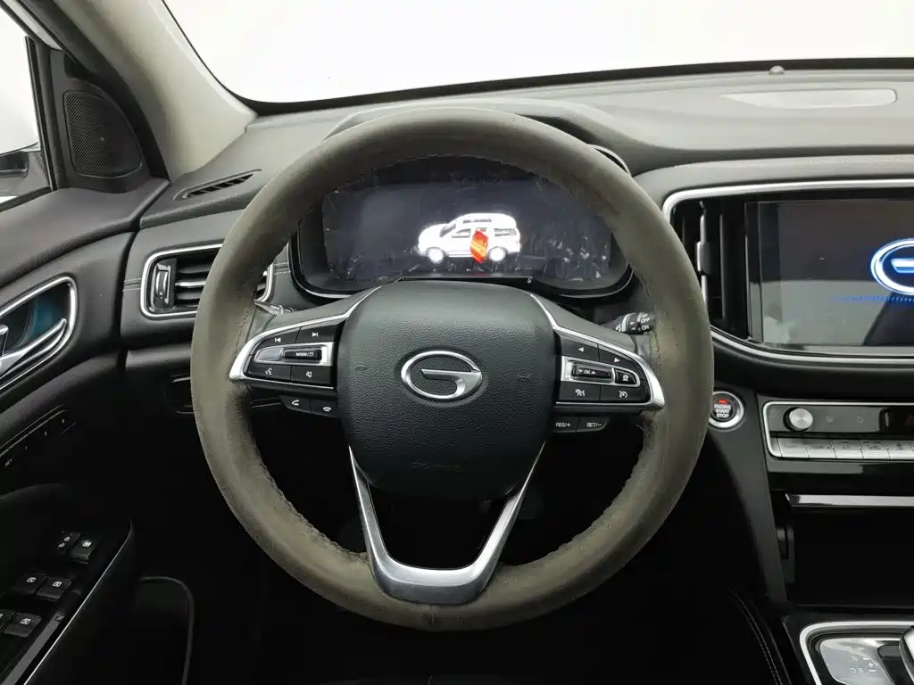 GAC Motor Trumpchi GS8 — фото 11