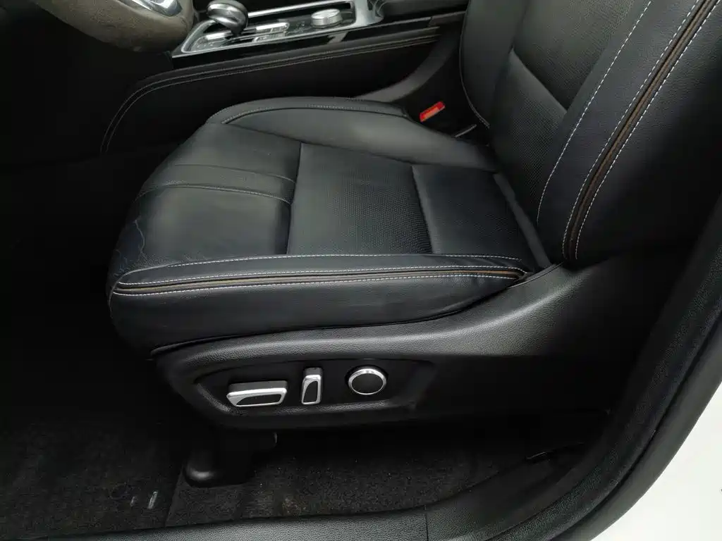 GAC Motor Trumpchi GS8 — фото 20