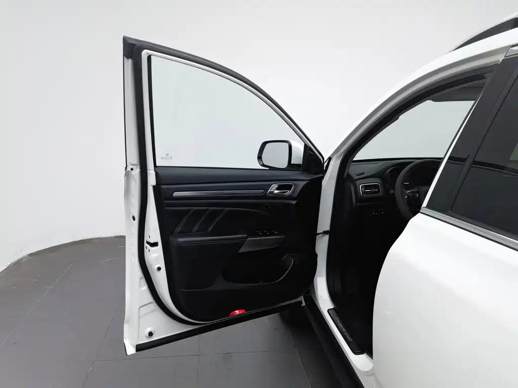 GAC Motor Trumpchi GS8 — фото 8