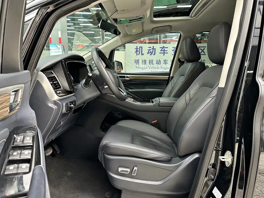 GAC Motor Trumpchi M8 — фото 4