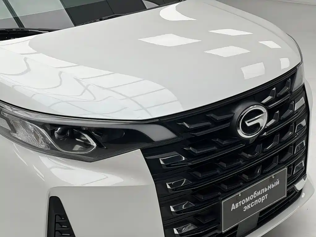 GAC Motor Trumpchi M6 — фото 10