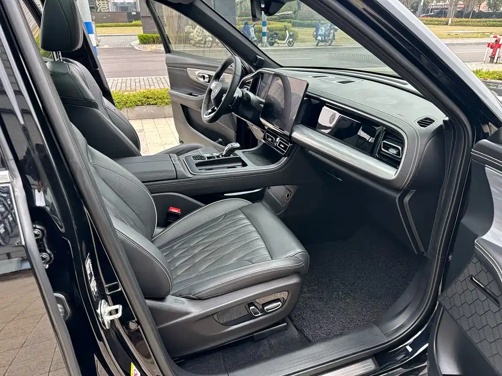 GAC Motor Trumpchi GS8 — фото 8