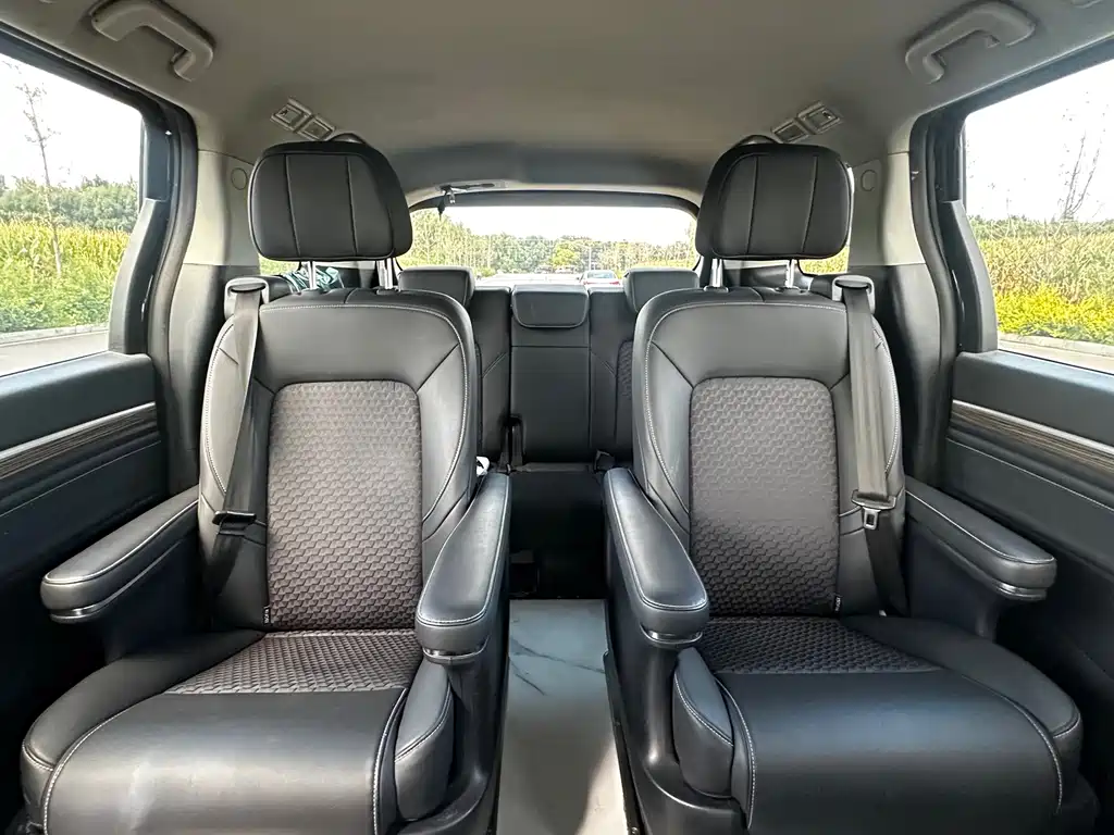 GAC Motor Trumpchi M8 — фото 8